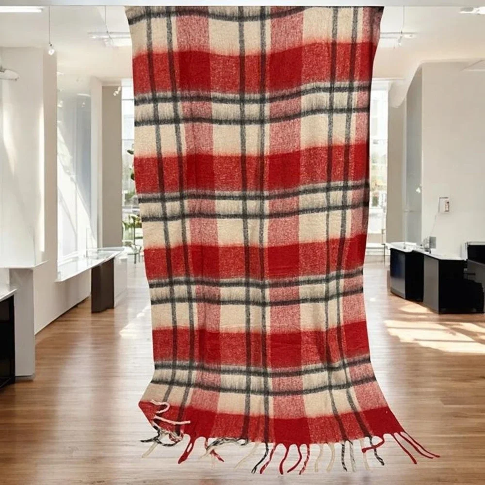Demdaco Cuddle Blanket Red Cream Plaid‎ Fringed Throw 42x78